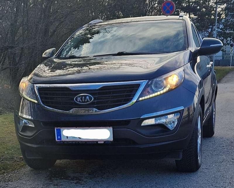 Gebraucht Kia Sportage Motion 135 PS (99 kW) 2012 Grau SUV