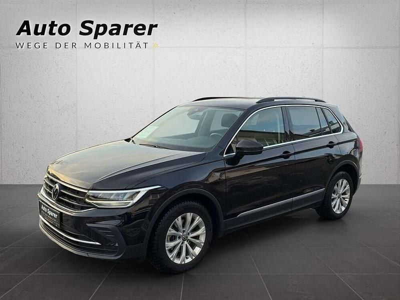 Gebraucht VW Tiguan Life 150 PS (110 kW) 2022 Schwarz SUV