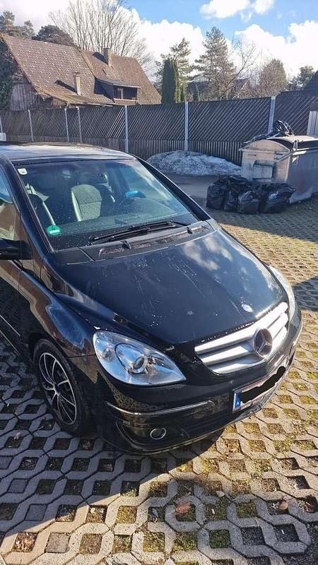 Gebraucht Mercedes B200 140 PS (102 kW) 2007 Van / Kleinbus