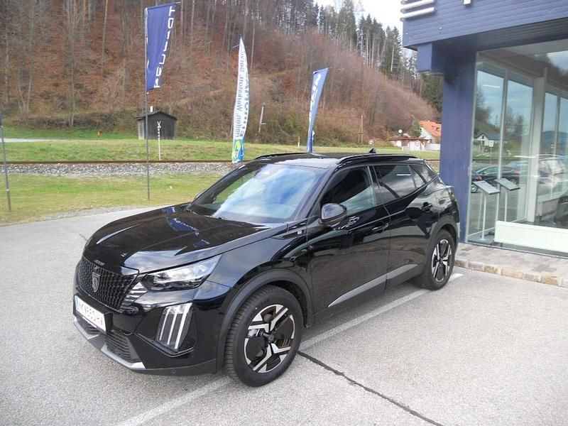 Neu Peugeot e-2008 GT 106 kW (145 PS) 2025 Schwarz SUV