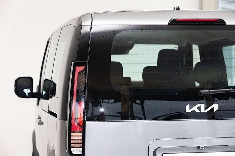 Neu Kia PV5 Earth 119 kW (163 PS) 2025 Grau Van / Kleinbus