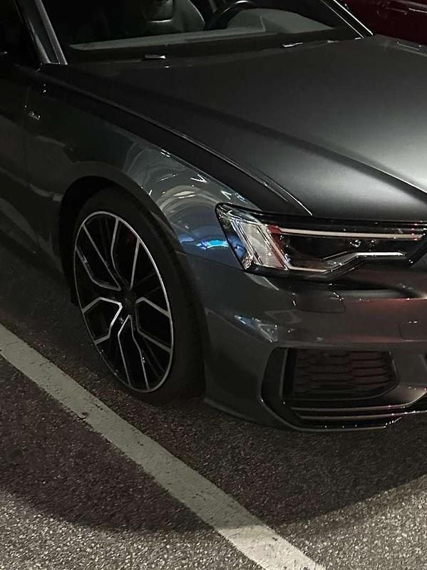 Gebraucht Audi A6 Sport 252 PS (185 kW) 2021 Grau Kombi