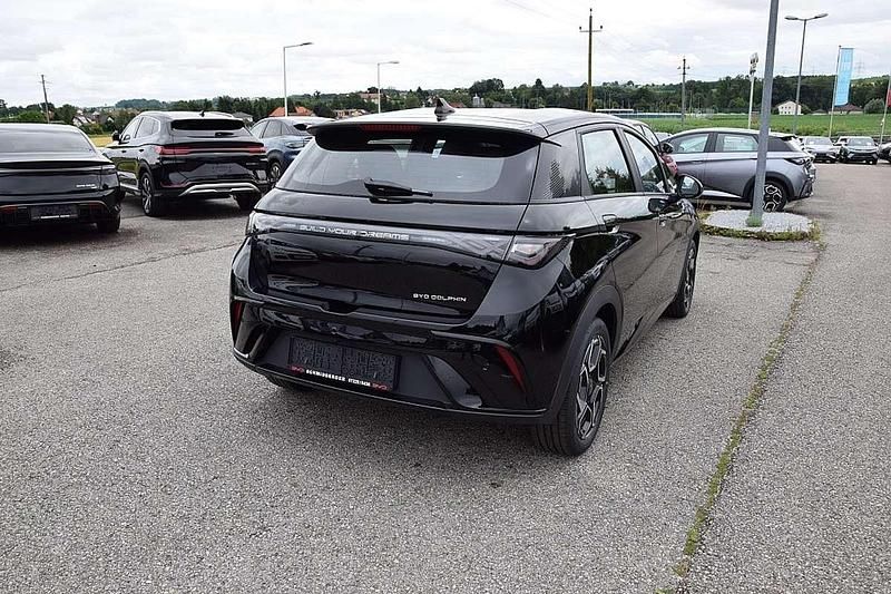 Gebraucht BYD Dolphin Comfort 150 kW (204 PS) 2025 Schwarz Kleinwagen