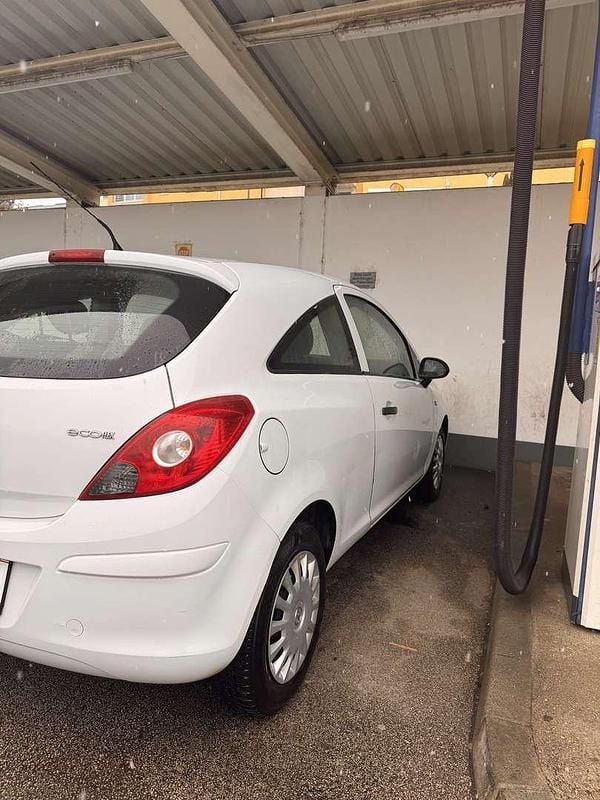 Gebraucht Opel Corsa Selection 69 PS (50 kW) 2014 Kleinwagen