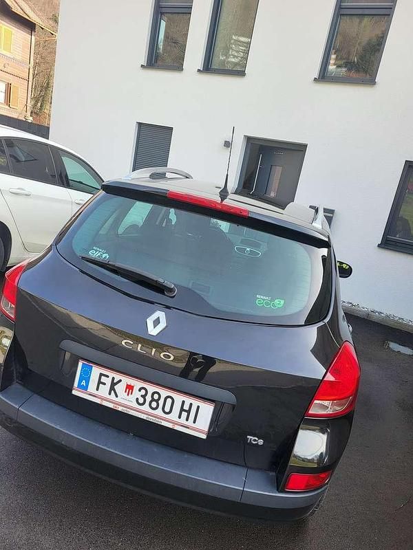 Gebraucht Renault Clio GrandTour Dynamique 103 PS (75 kW) 2011 Schwarz Kombi