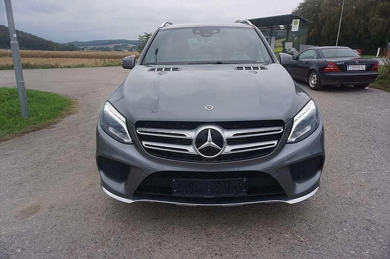 Gebraucht Mercedes GLE350 Edition 258 PS (189 kW) 2018 Grau SUV