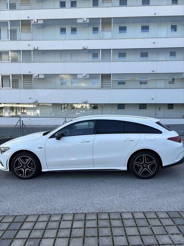 Gebraucht Mercedes CLA250e Edition 160 PS (117 kW) 2020 Weiß Limousine