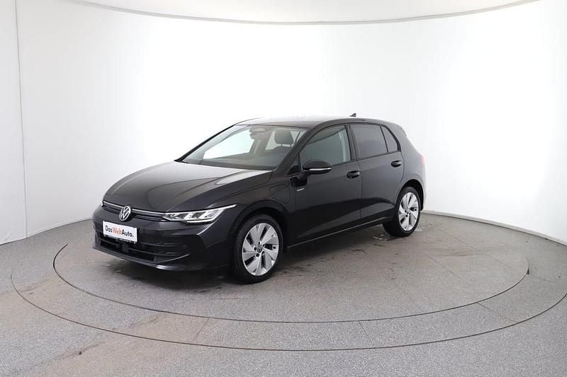 Neu VW Golf VIII 204 PS (150 kW) 2026 Schwarz  metallic