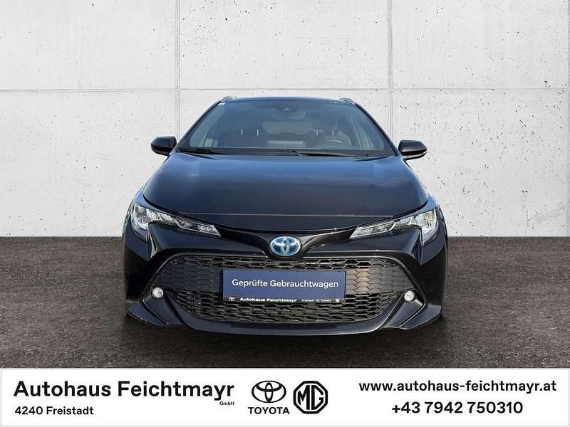 Gebraucht Toyota Corolla Active 98 PS (72 kW) 2023 Schwarz SUV