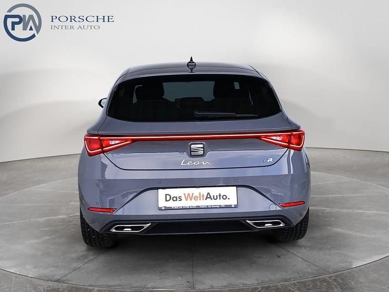 Gebraucht Seat Leon FR 115 PS (84 kW) 2026 Hellgrau  normal