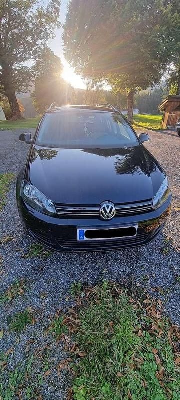 Gebraucht VW Golf VII Comfortline 105 PS (77 kW) 2013 Schwarz Kombi
