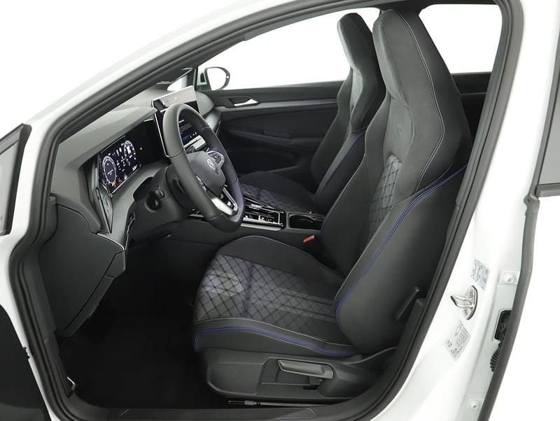 Neu VW Golf VIII R-line 150 PS (110 kW) 2025 Weiß Limousine