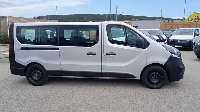Gebraucht Opel Vivaro 125 PS (91 kW) 2017 Grau Van / Kleinbus