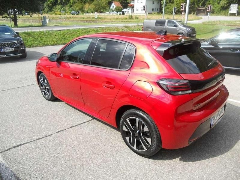 Gebraucht Peugeot 208 Allure 110 PS (80 kW) 2025 Rot Kleinwagen