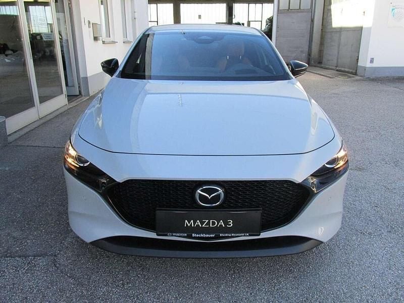 Neu Mazda 3 Homura-Line 140 PS (102 kW) 2025 Weiß Limousine