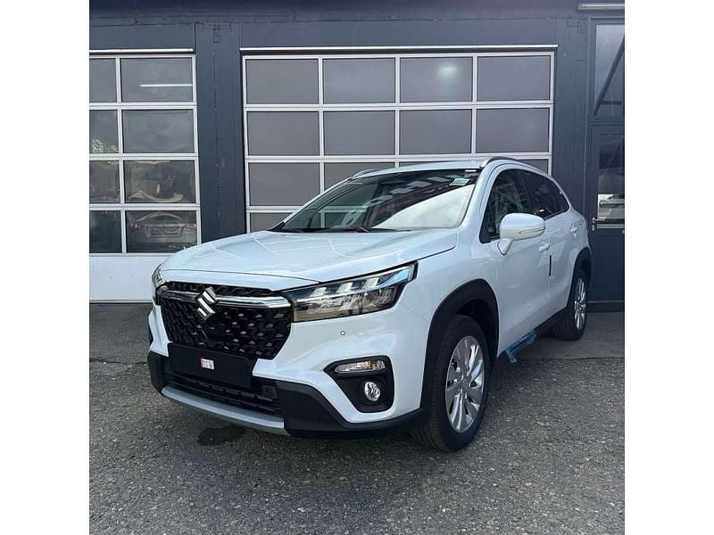 Neu Suzuki SX4 S-Cross 110 PS (80 kW) 2025 SUV