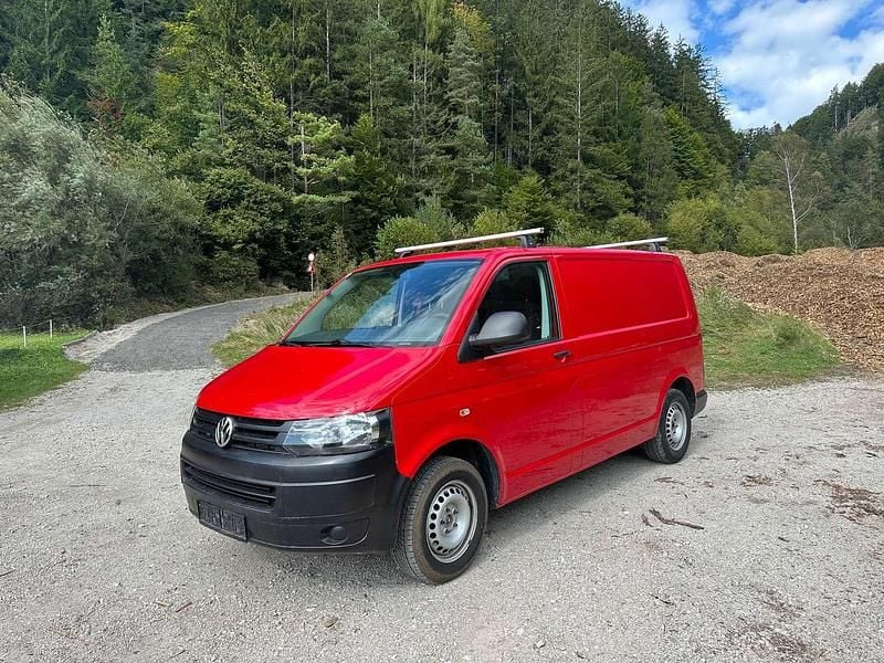 Rot Gebraucht 2010 VW T5 Van | € 8.499 (Superpreis) - Bild 1/4