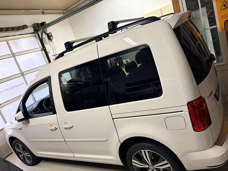 Gebraucht VW Caddy Trendline 102 PS (75 kW) 2015 Van / Kleinbus