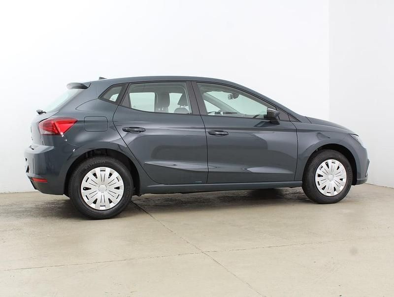 Neu Seat Ibiza Reference 95 PS (69 kW) 2026 Dunkelblau  normal Kleinwagen