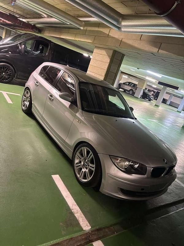 Gebraucht BMW 116 122 PS (89 kW) 2009 Kleinwagen