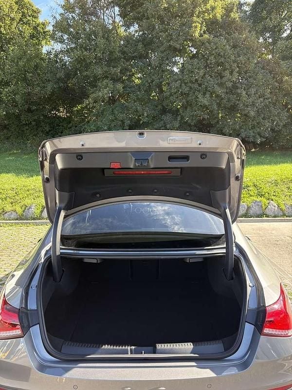 Gebraucht Mercedes CLA200 AMG line 163 PS (119 kW) 2019 Coupé