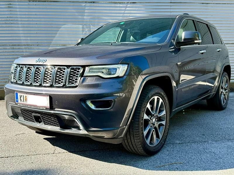 Grau Gebraucht 2017 Jeep Grand Cherokee Overland SUV | € 19.200 - Bild 1/4