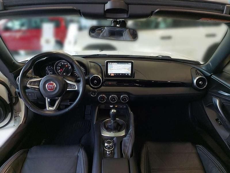 Gebraucht Fiat 124 Spider Lusso 140 PS (102 kW) 2017 Weiß Cabrio