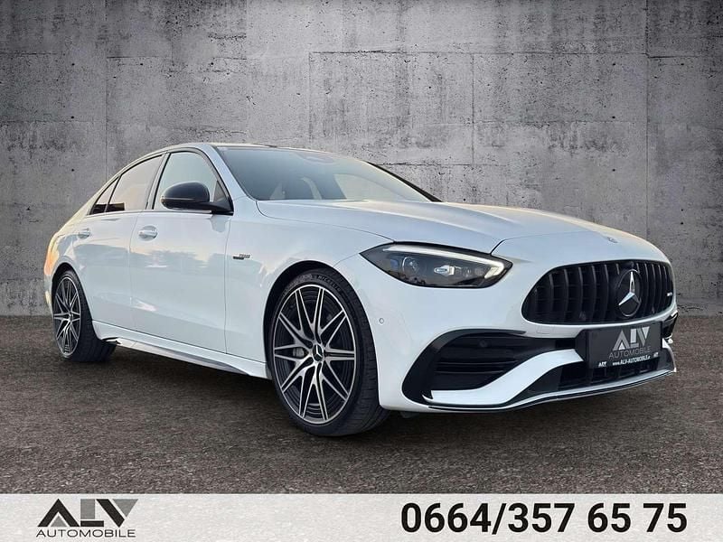 Weiß Gebraucht 2023 Mercedes C43 AMG AMG Limousine | € 79.990 (Fairer Preis) - Bild 1/4