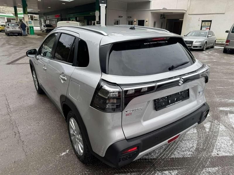 Neu Suzuki SX4 S-Cross 129 PS (94 kW) 2025 Silber SUV