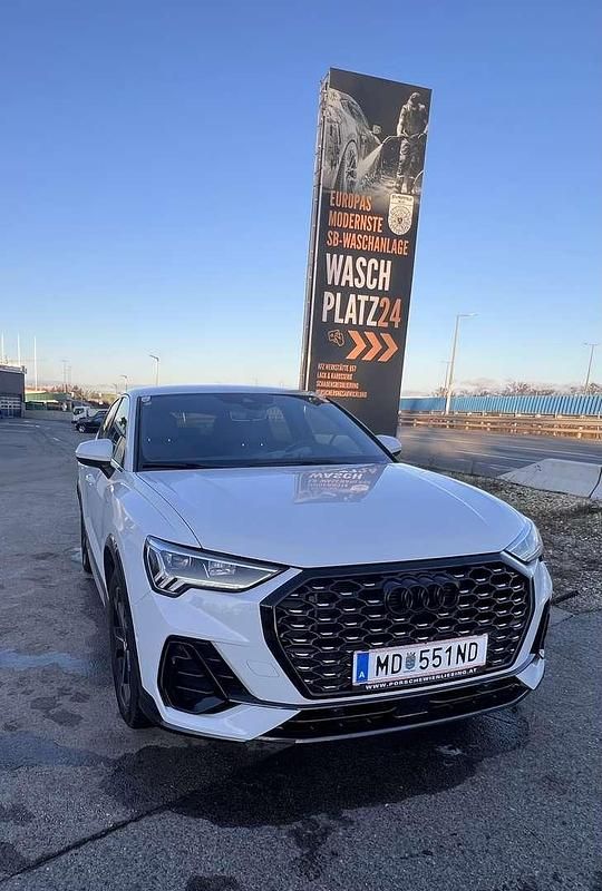Gebraucht 2021 Audi Q3 Sportback SUV | € 38.000 - Bild 1/4