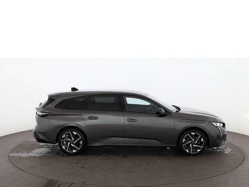 Gebraucht Peugeot 308 Allure 131 PS (96 kW) 2022 Grau Kombi