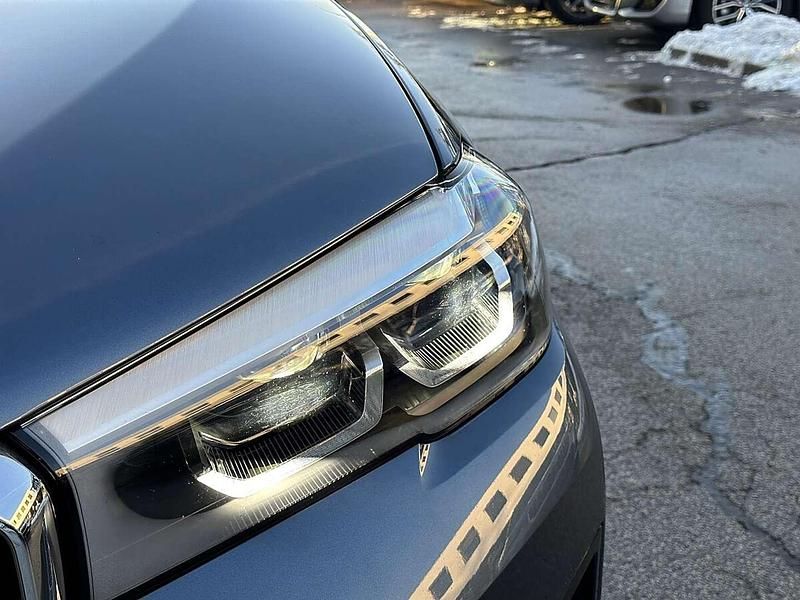 Gebraucht BMW 520 190 PS (139 kW) 2023 Blau Kombi