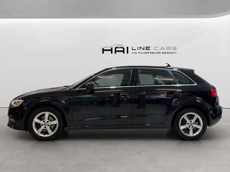 Gebraucht Audi A3 Ambiente 110 PS (80 kW) 2015 Schwarz Limousine