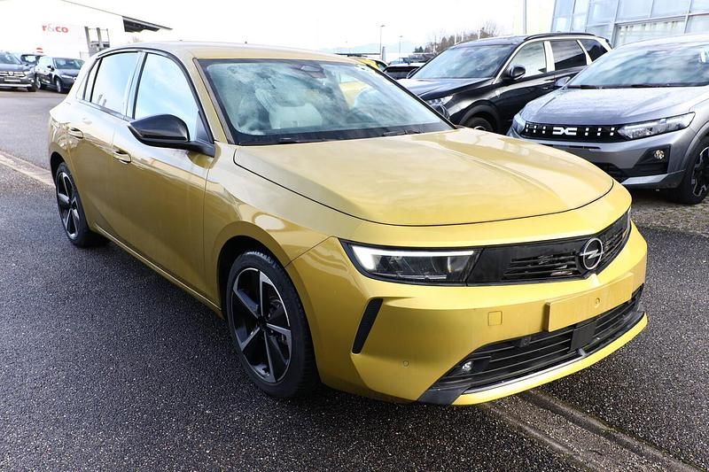 Neu Opel Astra Elegance 181 PS (133 kW) 2025 Limousine