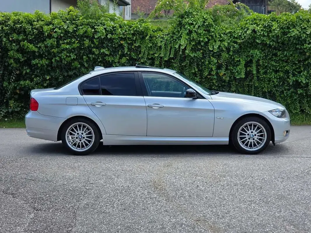 Gebraucht BMW 318 Comfort Edition 143 PS (2010) in Haid, AT - € 5.990 ...