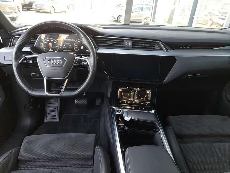 Gebraucht Audi e-tron S-Line 300 kW (408 PS) 2021 Grau SUV