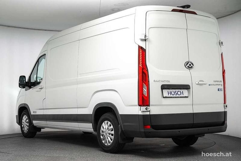 Neu Maxus eDeliver 9 150 kW (204 PS) 2025 Weiss Van