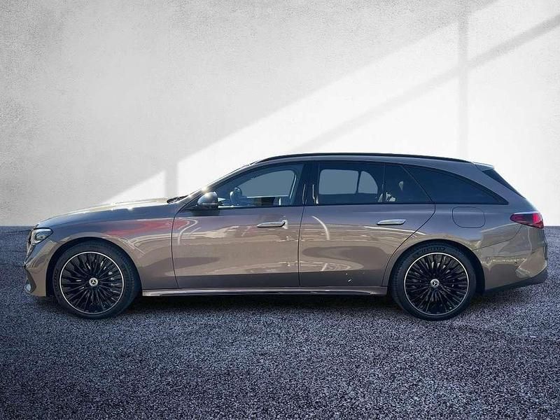 Gebraucht Mercedes E300 AMG 197 PS (144 kW) 2024 Braun Kombi