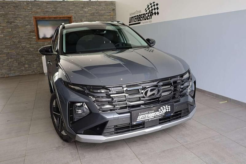 Gebraucht Hyundai Tucson GO! 160 PS (117 kW) 2024 Grau SUV