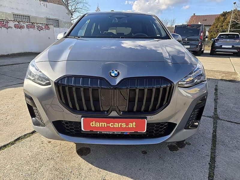 Gebraucht BMW 218 M Sport 150 PS (110 kW) 2023 Grau Kombi