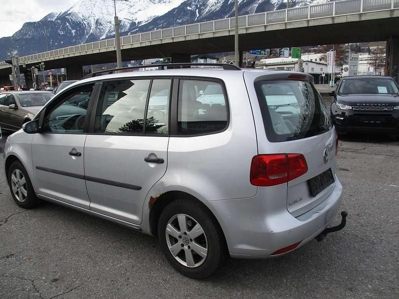Gebraucht VW Touran Trendline 90 PS (66 kW) 2010 Grau Van / Kleinbus