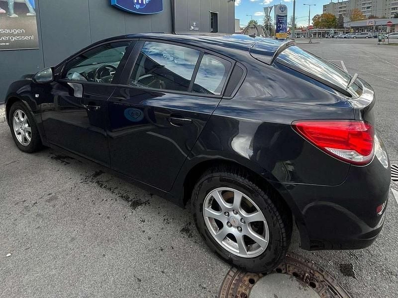 Gebraucht Chevrolet Cruze LT 163 PS (119 kW) 2012 Schwarz Limousine