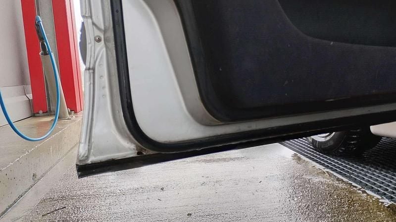 Gebraucht Mercedes E220 Elegance 143 PS (105 kW) 2000 Limousine