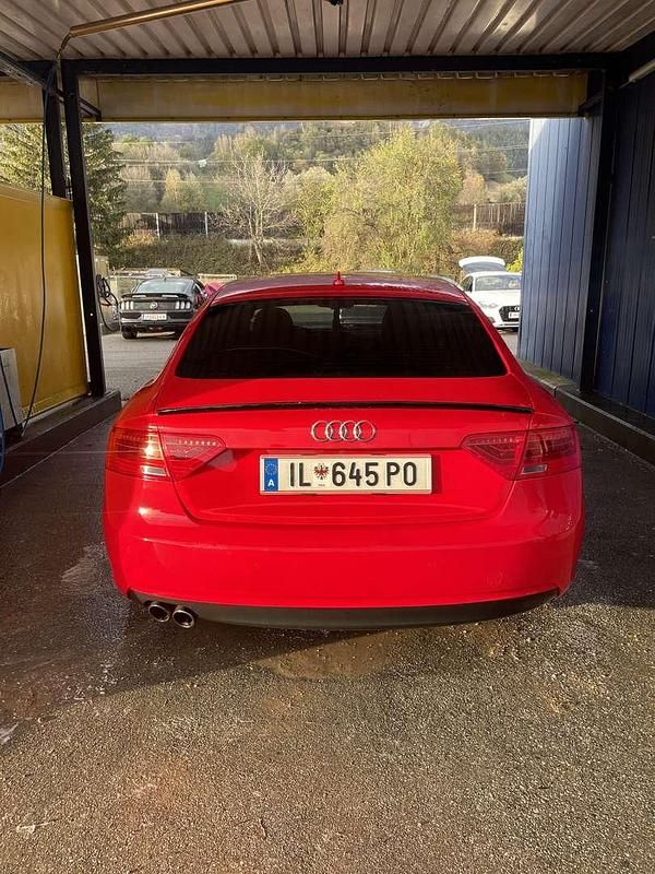 Gebraucht Audi A5 Sportback 177 PS (130 kW) 2014 Rot Kleinwagen