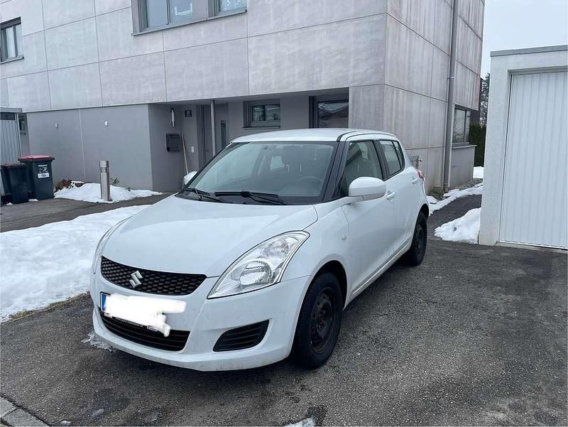 Gebraucht Suzuki Swift GL 90 PS (66 kW) 2011 Weiß Limousine