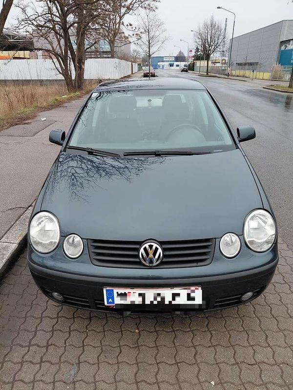 Gebraucht VW Polo Family 75 PS (55 kW) 2005 Grau Kleinwagen
