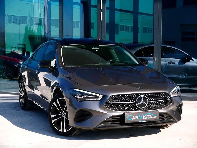 Gebraucht Mercedes CLA180 150 PS (110 kW) 2024 Silber Limousine