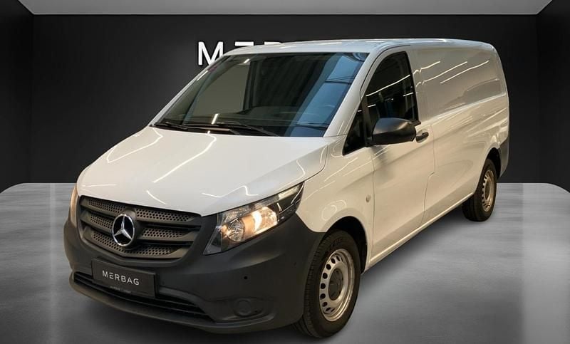 Gebraucht Mercedes Vito 163 PS (119 kW) 2021 Arktikweiß Van