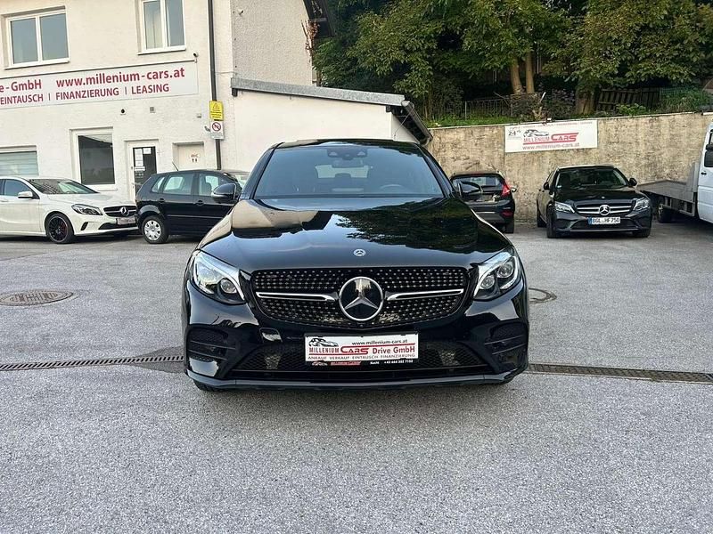Gebraucht Mercedes GLC220 AMG line 170 PS (125 kW) 2019 Schwarz SUV
