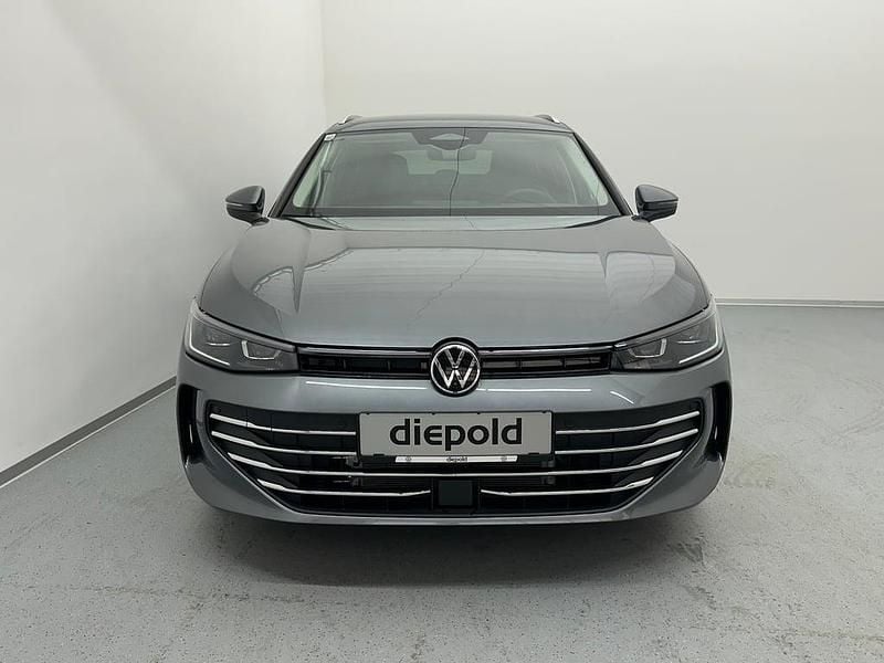 Neu VW Passat Business 204 PS (150 kW) 2025 Mittelgrau  normal Kombi